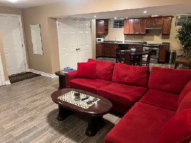 IN LAW SUITE Separate entrance 2 bedroom 1200sq/ft basement apar