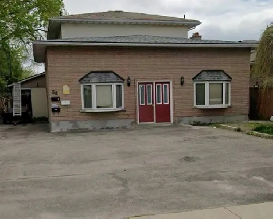 Stoney Creek 2  Bed 1.5 Bath 2 Storey APT ALL INCLUSIVE