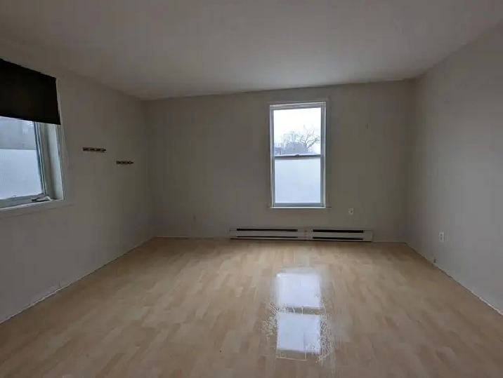1 Bedroom apartment for rent, located on Warwick St, Digby