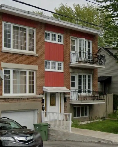 Grand 4 1/2 sous-sol en excellente condition. 1200$/mois