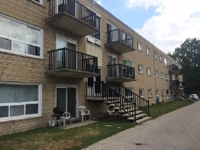 361 Devonshire #10