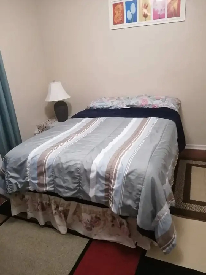 Room for rent downtown location
