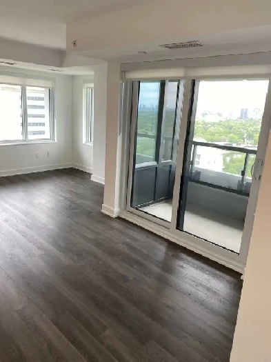 3 Bedrooms Condo with 2.5 bath and Parking , move in now