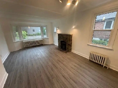 Apartment for rent 5 Thirty Ninth St Etobicoke $1900