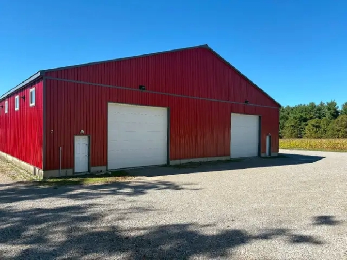 3200-6400 sq/ft heated shop for rent