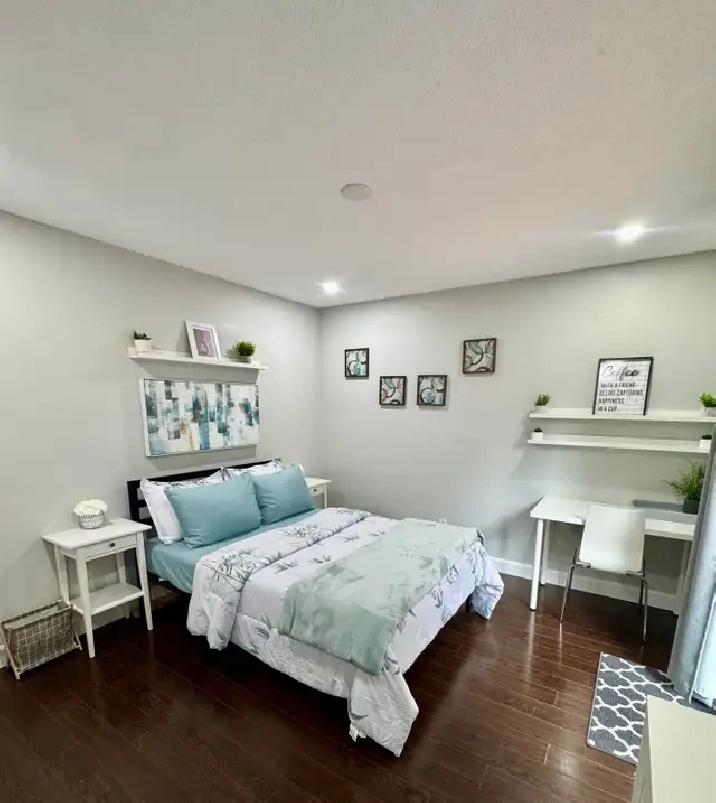 Beautiful Furnished Room for Rent in Whitby
