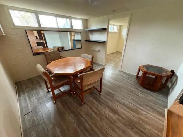 1 Bedroom Basement Apartment, Etobicoke $1300
