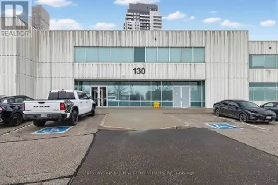 48,682 SF Vaughan Warehouse Sublease | 4 Docks | 24