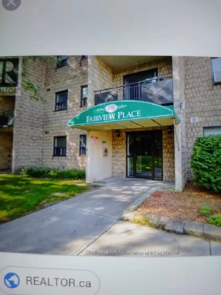 2 BED RMS  APT FOR RENT IN CHATHAM.  $1600. UTILITIES INCLUDED