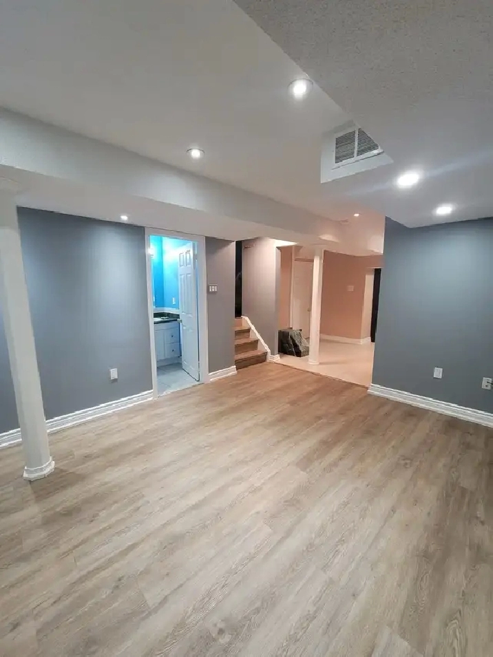 AVAILABLE IMMEDIATELY | PRIME LOCATION | UTILITIES INCLUDED |