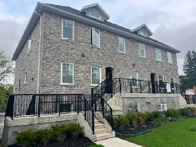 Stunning 2 Bedroom Apartment In Rockwood Available Aug 1st