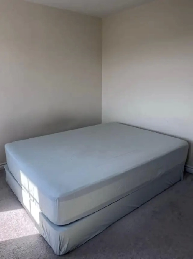 900- new house- upper floor room- 2 can stay