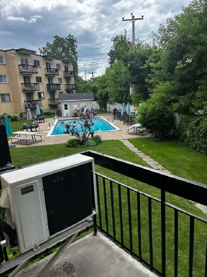 Grand condo 4 ½ à louer - Bord de l'eau Promotion  sur appel