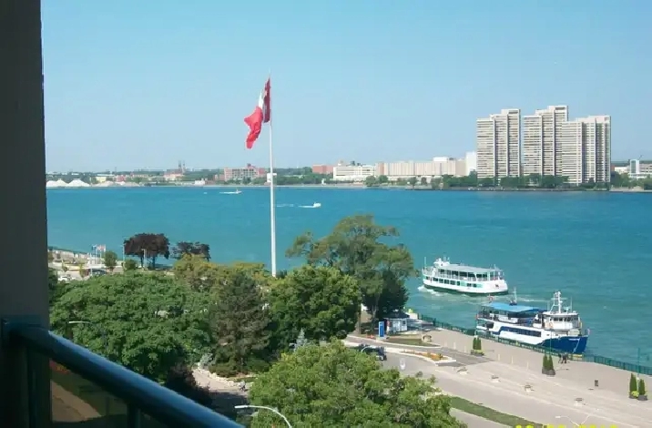 Waterfront – 2 BR condo dwntn Windsor, ON - affordable