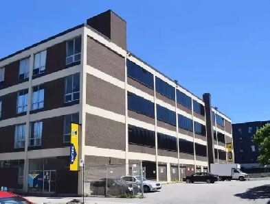(25pi2) Entrepot de 25pi2 Montreal De Maisonneuve Est Montréal