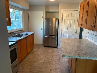 3 bedroom upper floor of bungalow, August 1, Hespeler area