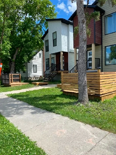 Three-bedroom duplex in Glenwood