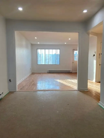 Superbe 5 ½ de 3 chambres offert en location