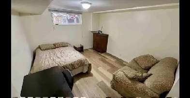 large and bright room for a male $890  with utilities incl