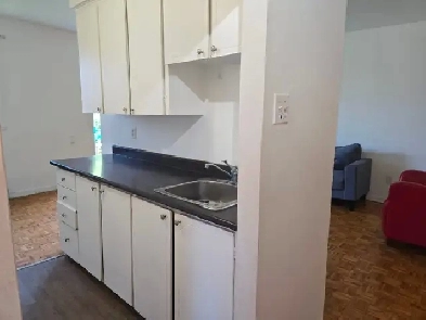 4 1/2  disponible à Boulevard Perron, Laval, Québec