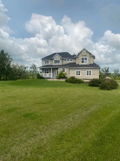 Acerage for sale 57 mins from South Calgary!