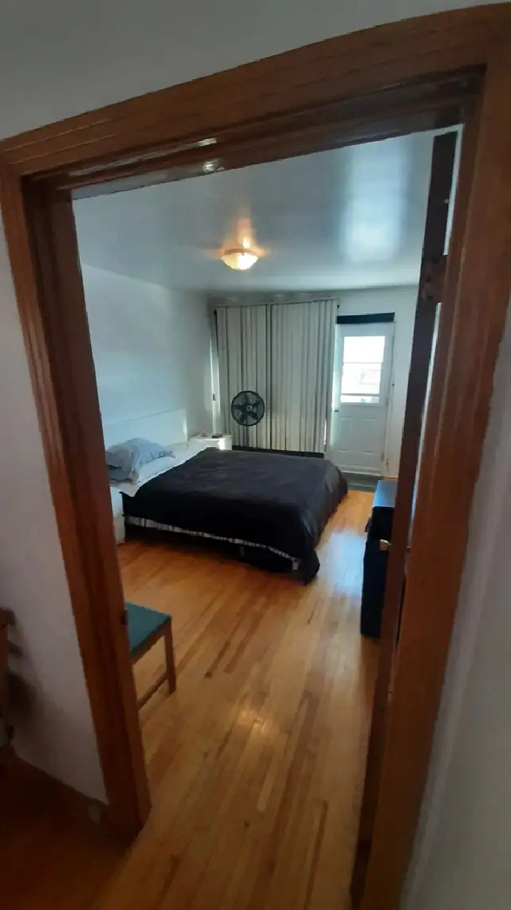 3 1/2 Triplex Verdun -  Disponible le 1 juillet