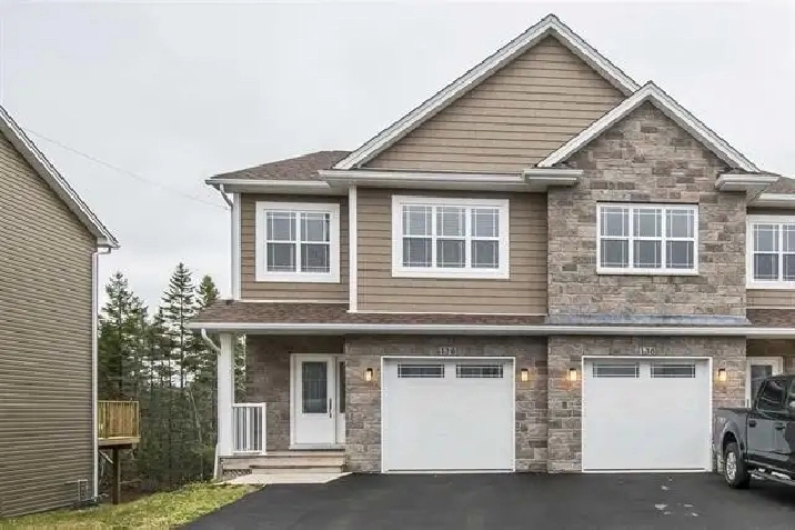 FOR RENT: 4 Bed, 3.5 Bath Duplex in West Bedford, NS