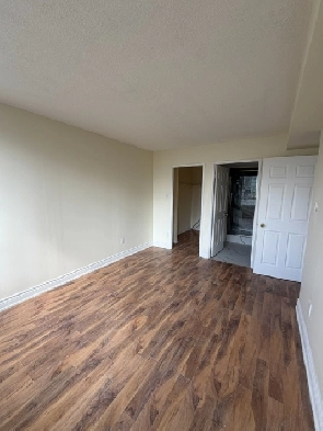 2012-265 Enfield Place, Mississauga