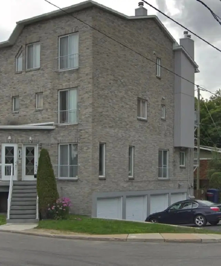 Chomedey maison/ apartment à louer 1er juillet