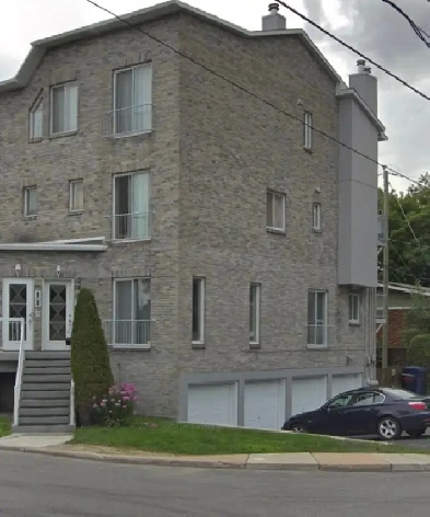 Chomedey maison/ apartment à louer 1er juillet
