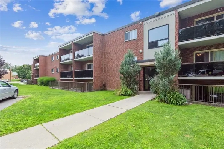 Blackacres Blvd Apartments - 1 Bedroom available at 181,183 Blac