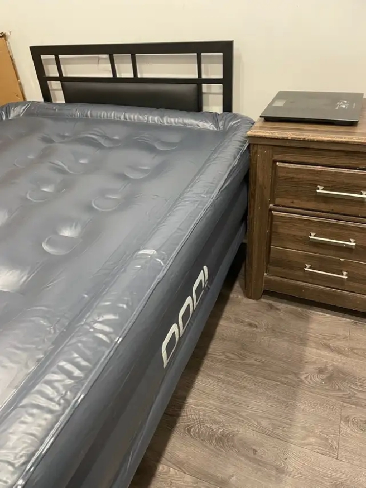 A Shared/furnished room for Rent immediately