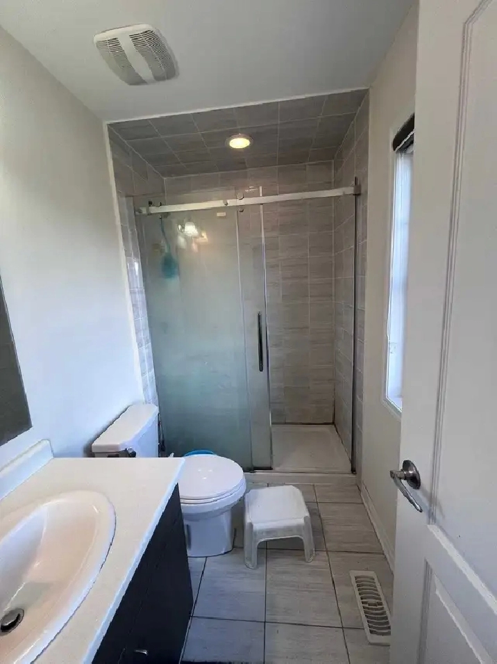 new house,  roommates,  l7a4h9, Brampton