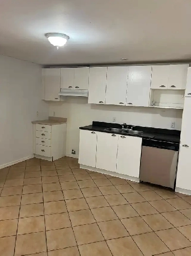 3 Bedrooms apartments for rent/3chambres appart à Louer