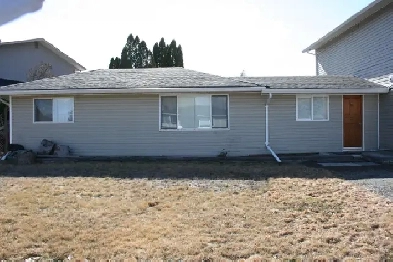 1 Bedroom fully Furnished 1/2 Duplex for Rent in queit Westsyde