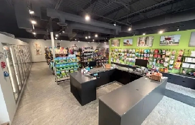 Business For Sale - Pet Store with Franchise Opportunity
