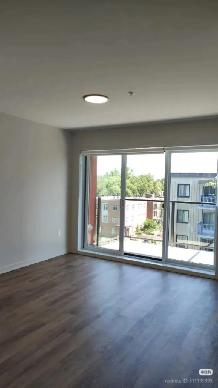 Lease Transfer (Spacious 3½) - ALL INCLUDED - 3550 Jean-Brill