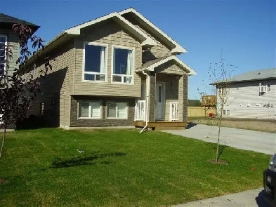 2 bed 1 bath basement suite in Countryside North Available Sep 1