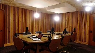 Podcast room/Recording studio for rent