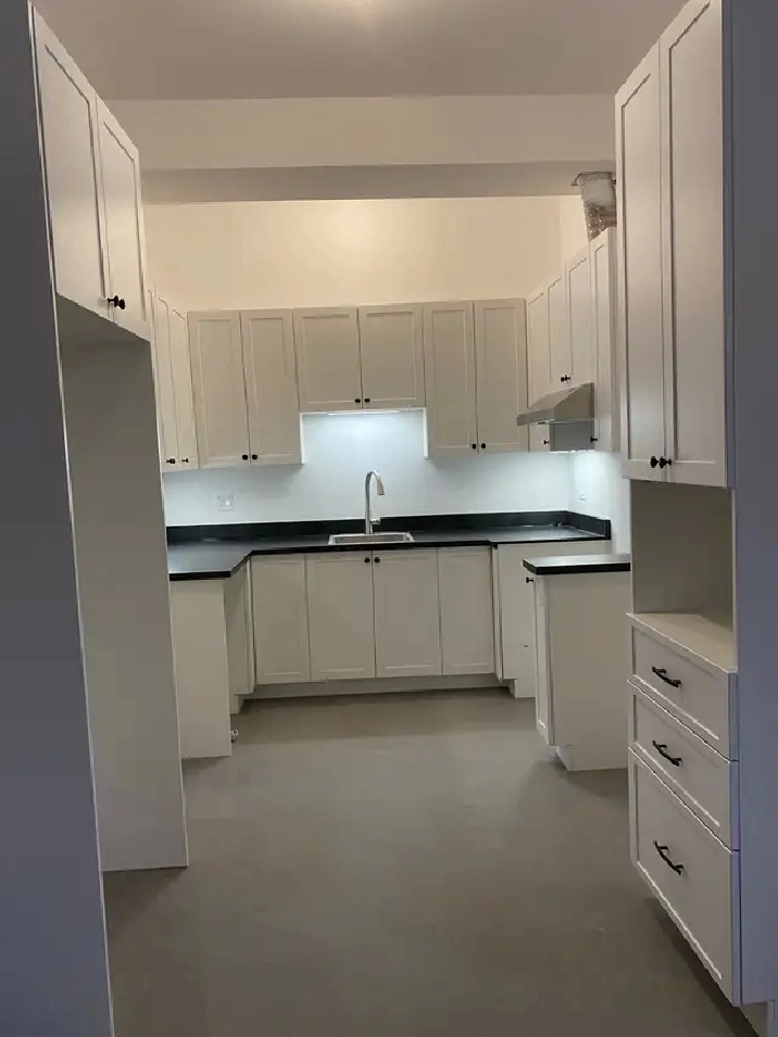 Logement 41/2 très grand