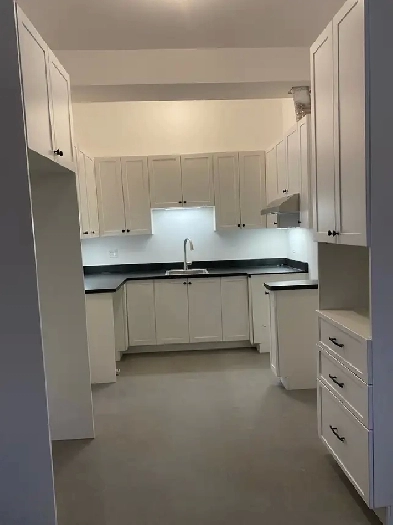 Logement 41/2 très grand