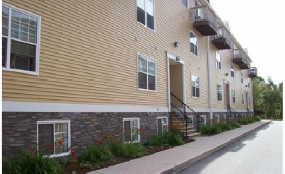 20 Woodhollow #26 -Split-Level Townhouse East, W/D Hu, Parking