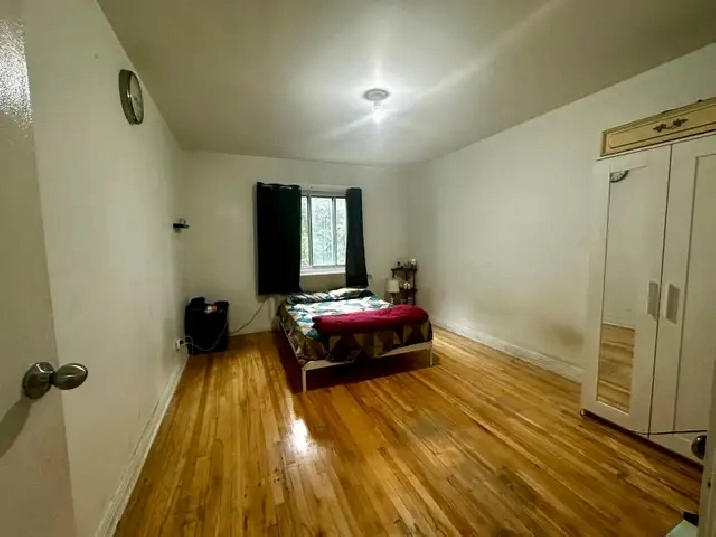 2-Bedroom Apartment Semi-Furnished 2-Bedroom Apart