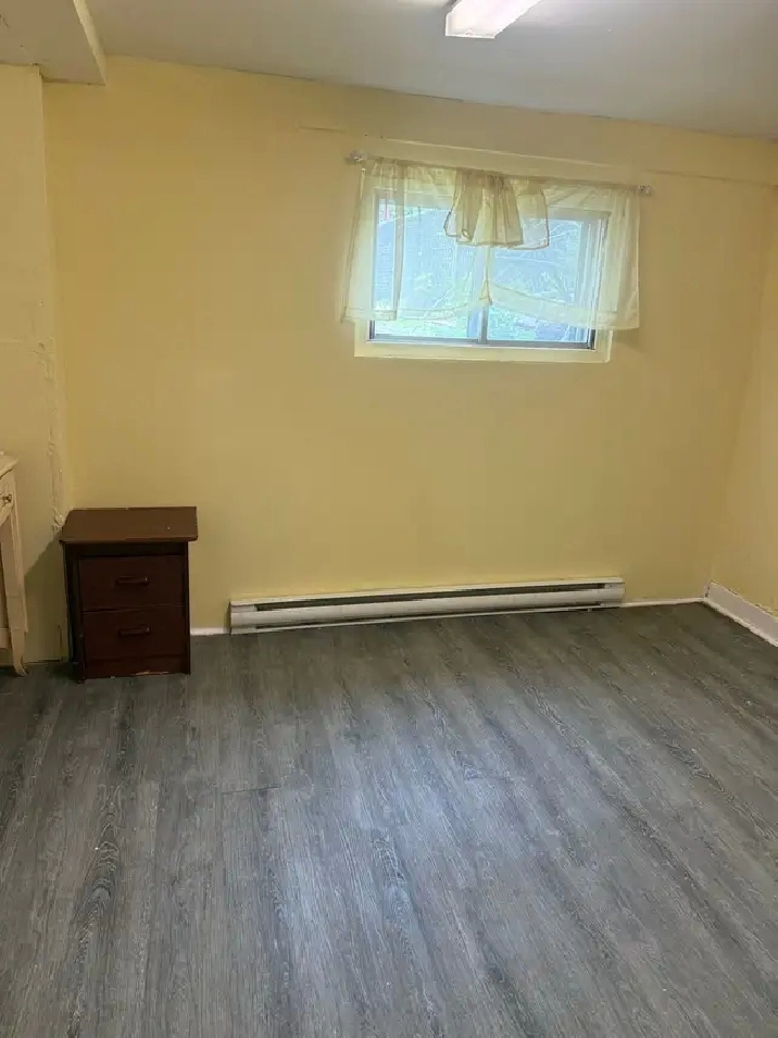 1 bed 1 bath studio 1 chambre 1 salle de bain studio!