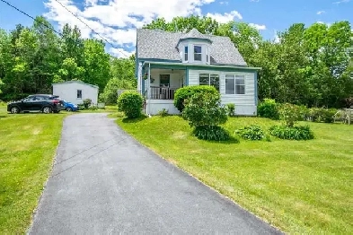 For Rent: 3 Bedroom Home In West Lahave, mins from Bridgewater