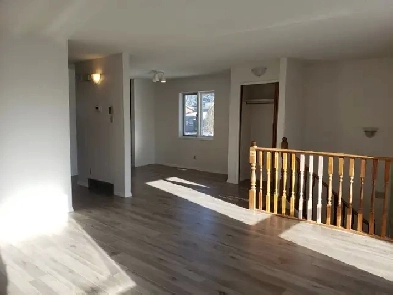 3 Bed   Den, 1.5 Bath  House for Rent - Lakeview Area