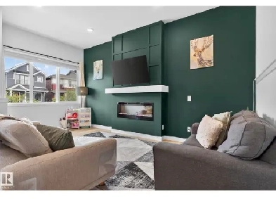 Better Than New! Move-In Ready in The Orchards
