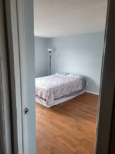furnished room for rent