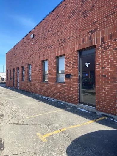 1200 sq ft Industrial Unit for rent