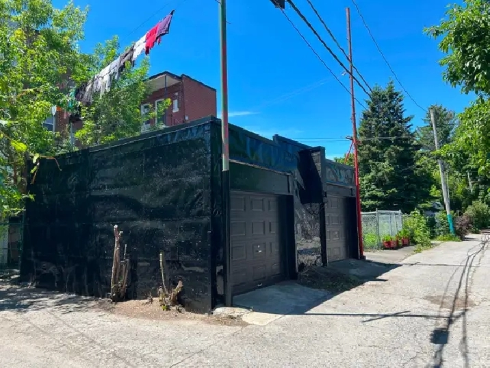 À louer – Garage à louer pour entreposage 550 pi²